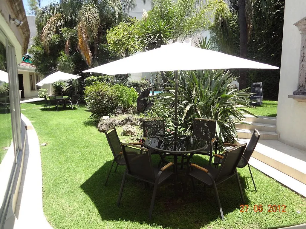 Pequeno Hotel Ejecutivo Mexico