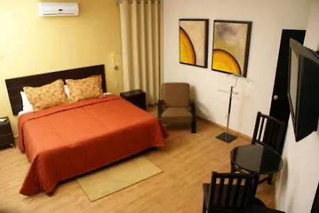 ****  Pequeno Hotel Ejecutivo Mexico