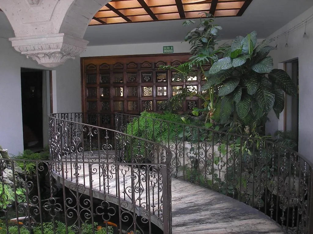 Pequeno Hotel Ejecutivo 4*, Guadalajara